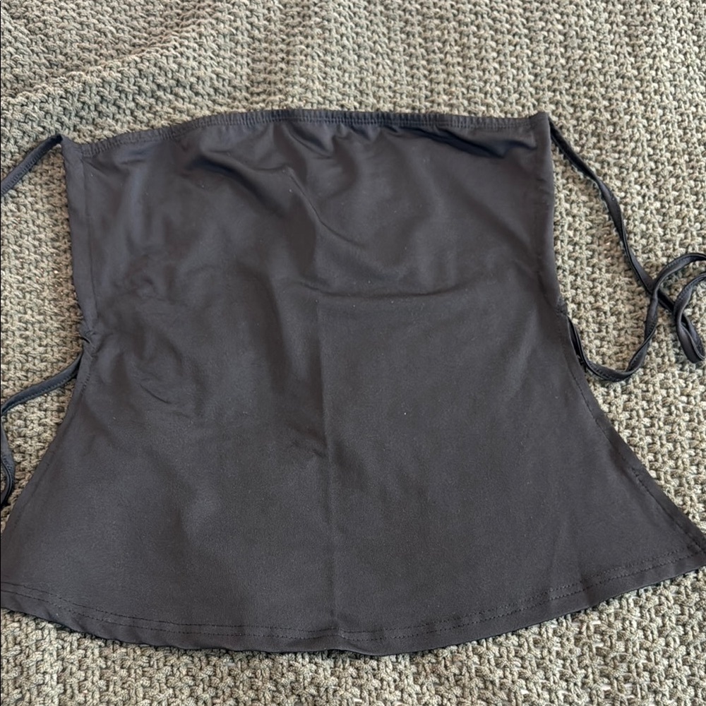 SHEIN Black Strapless Top
